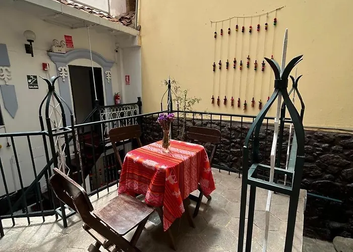 Palace Diaz 2*